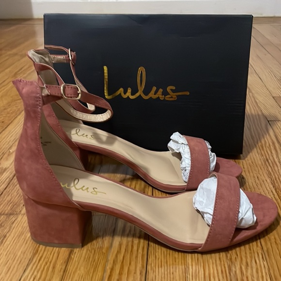 Lulu’s Harper Rusty Rose Suede Ankle Strap Pumps | Size 11 - Picture 4 of 8